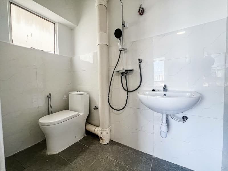Condominium for Sale at Le Jardine Condominium - Amzar Faiz - Bathroom - PropertyGuru.com.my