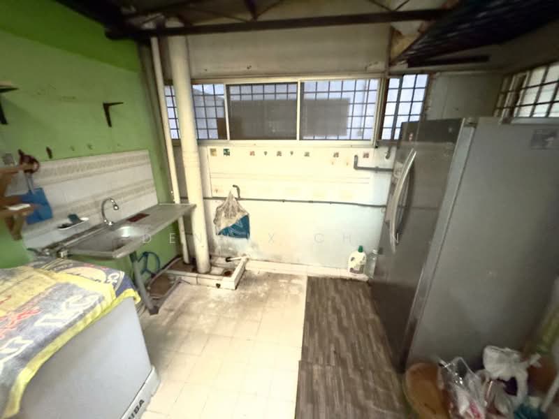 Pangsapuri untuk Dijual di Puteri Court - Dennix Chin - Kitchen - PropertyGuru.com.my