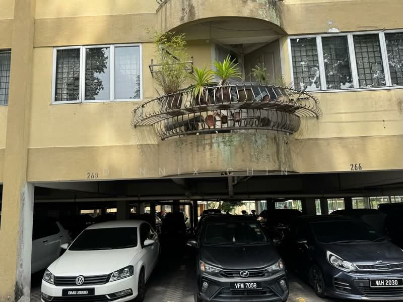 Pangsapuri untuk Dijual di Puteri Court - Dennix Chin - Exterior - PropertyGuru.com.my
