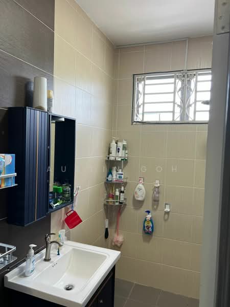 2-storey Terraced House for Sale in Semenyih Parklands (Beranang) - Austin Goh - Bathroom - PropertyGuru.com.my