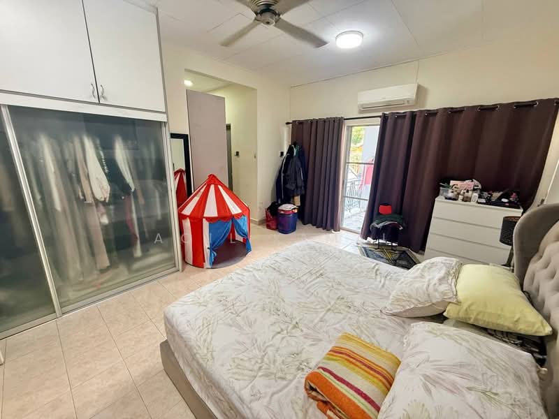 Terraced House for Sale in Bukit Jelutong (Shah Alam) - Aqil Kamal - PropertyGuru.com.my