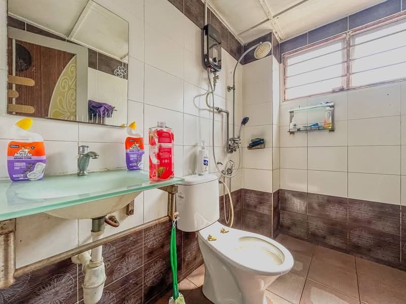 Kondominium untuk Dijual di Desa Ku II - Azmi . - Bathroom - PropertyGuru.com.my