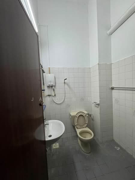 Rumah Teres 2 Tingkat untuk Dijual di Taman Bukit Mewah (Tampoi) - Jayden Ng - PropertyGuru.com.my