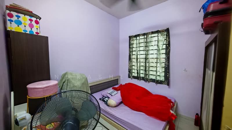 Rumah Teres untuk Dijual di Kajang (Selangor) - Nurashekin . - Bedroom - PropertyGuru.com.my