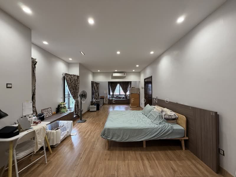 Rumah Berkembar untuk Dijual di Damansara Legenda (Petaling Jaya) - Jackie Fong - Bedroom - PropertyGuru.com.my