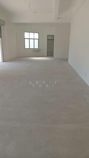 Kedai untuk Disewa di Gelang Patah (Johor) - Annie Chai - Interior - PropertyGuru.com.my