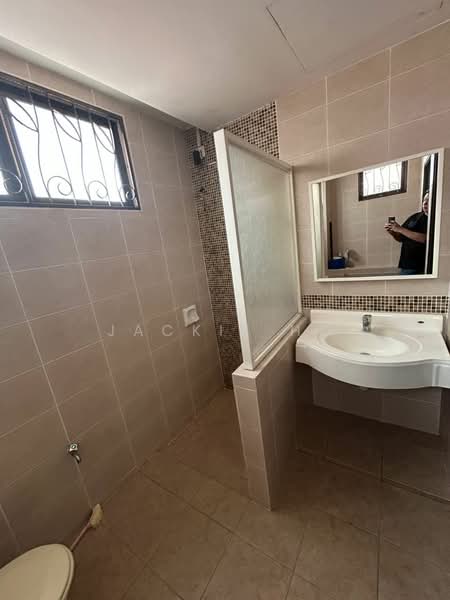 2.5-storey Terraced House for Rent in Bandar Puteri Puchong (Puchong) - Jackie Ho - Bathroom - PropertyGuru.com.my