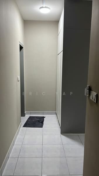 Apartment for Rent at Idaman Melur @ Cybersouth - Eric Yap - Corridor - PropertyGuru.com.my