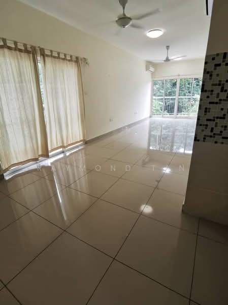 Kediaman Servis untuk Dijual di Metropolitan Square Service Residence - Raymond Tan - Living Room - PropertyGuru.com.my