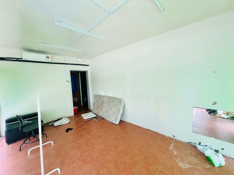 Shop for Sale in Bandar Tun Razak (Cheras) - Masnizah Arifin - Interior - PropertyGuru.com.my