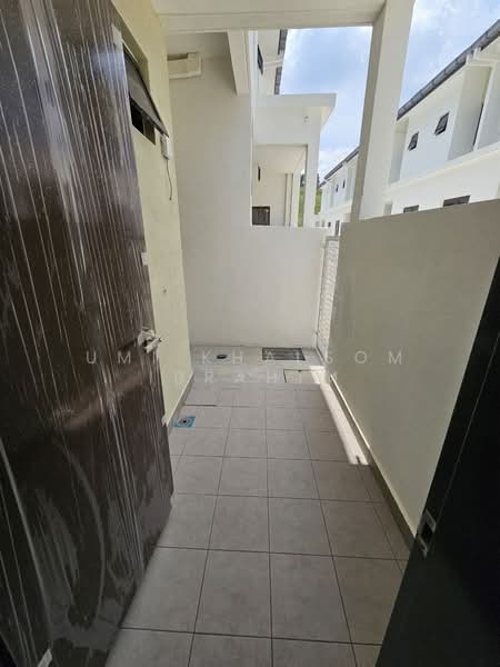2-storey Terraced House for Rent in Dengkil (Selangor) - Umi Khalsom Ibrahim - PropertyGuru.com.my