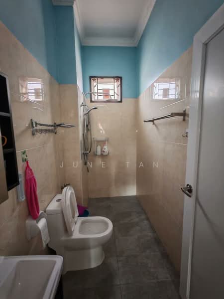 Rumah Berkembar untuk Dijual di Ulu Tiram (Johor) - June Tan - PropertyGuru.com.my