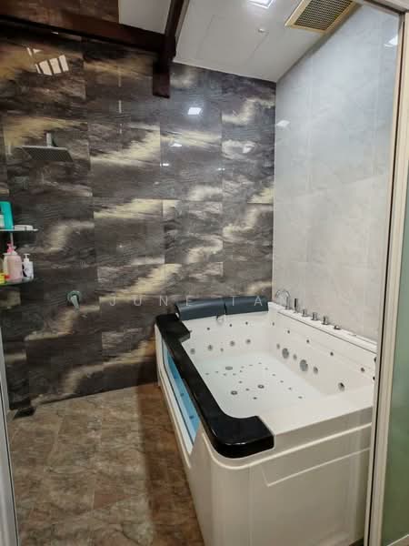 Rumah Berkembar untuk Dijual di Ulu Tiram (Johor) - June Tan - PropertyGuru.com.my