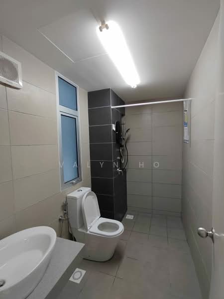 Servis Apartment untuk Disewa di MIRAI Residences - Valyn Ho - Bathroom - PropertyGuru.com.my
