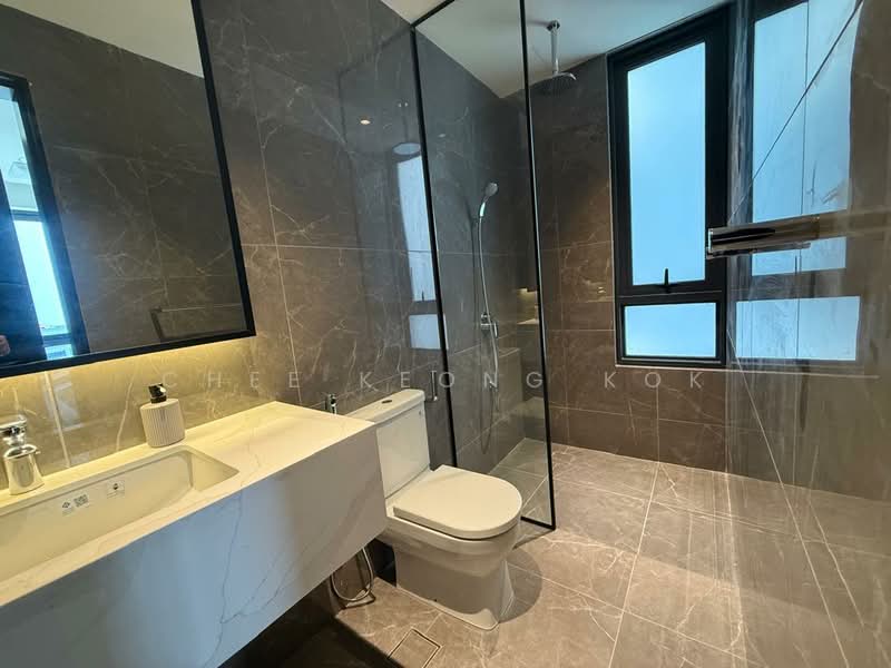 Servis Apartment untuk Dijual di Skylon Residences - Chee Keong Kok - Bathroom - PropertyGuru.com.my