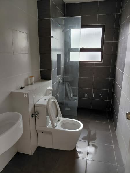 Rumah Kluster untuk Disewa di Semenyih (Selangor) - Nurra Eikin - Bathroom - PropertyGuru.com.my