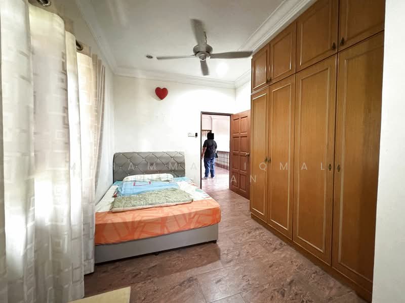 Bungalow for Sale in Kampung Tunku (Petaling Jaya) - Muhammad Iqmal Rahiman - Bedroom - PropertyGuru.com.my