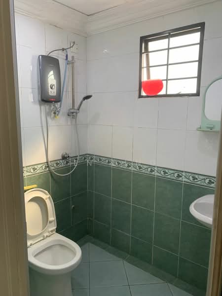 Apartment for Rent at Villamas Apartment - Yen Ling - Bathroom - PropertyGuru.com.my