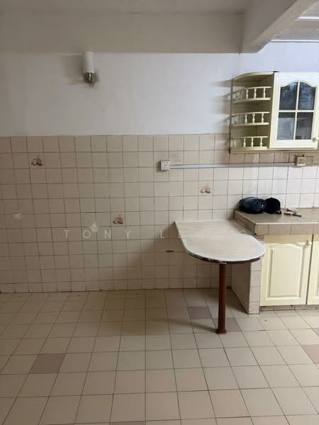 2-storey Terraced House for Rent in Petaling Jaya (Selangor) - Tony Leong - Kitchen - PropertyGuru.com.my