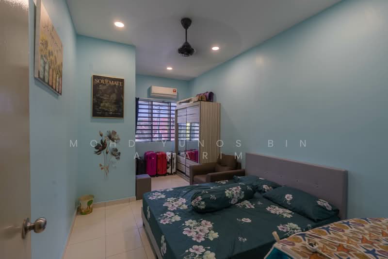 2-storey Terraced House for Sale in Klang (Selangor) - Mohd Yunos Bin A.Karim - Bedroom - PropertyGuru.com.my
