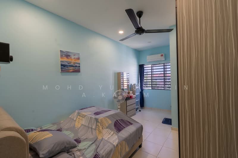 2-storey Terraced House for Sale in Klang (Selangor) - Mohd Yunos Bin A.Karim - Bedroom - PropertyGuru.com.my