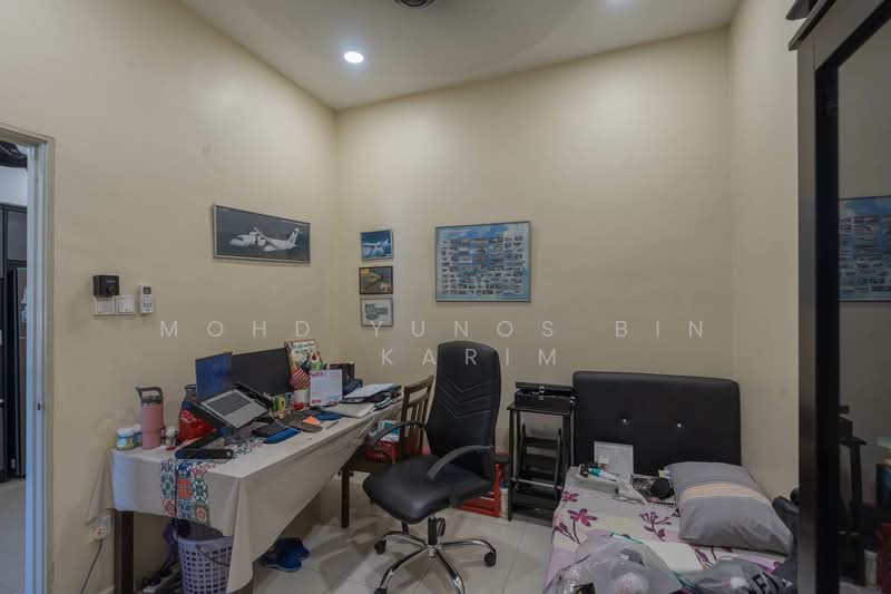 2-storey Terraced House for Sale in Klang (Selangor) - Mohd Yunos Bin A.Karim - Study - PropertyGuru.com.my
