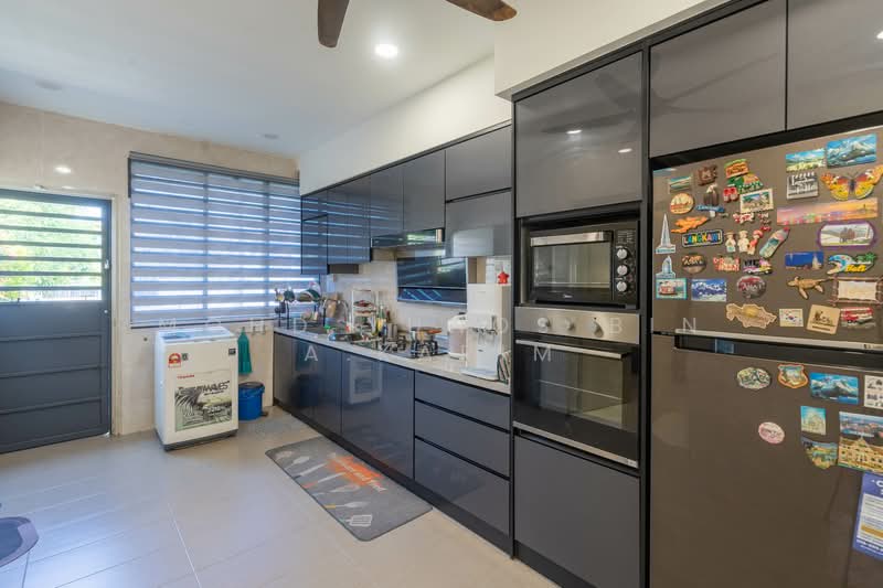 2-storey Terraced House for Sale in Klang (Selangor) - Mohd Yunos Bin A.Karim - Kitchen - PropertyGuru.com.my