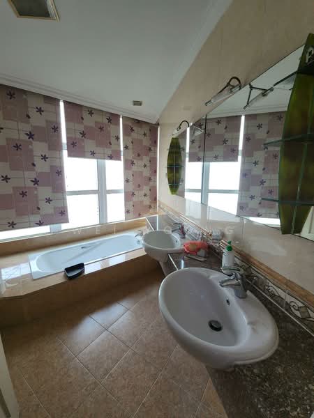 Condominium for Sale at La Grande Kiara - Wei Young - Bathroom - PropertyGuru.com.my