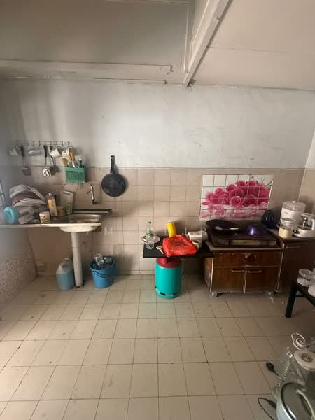 Rumah Teres 3 Tingkat untuk Dijual di Taman Tampoi Utama (Johor Bahru) - Izmaeljb . - Kitchen - PropertyGuru.com.my