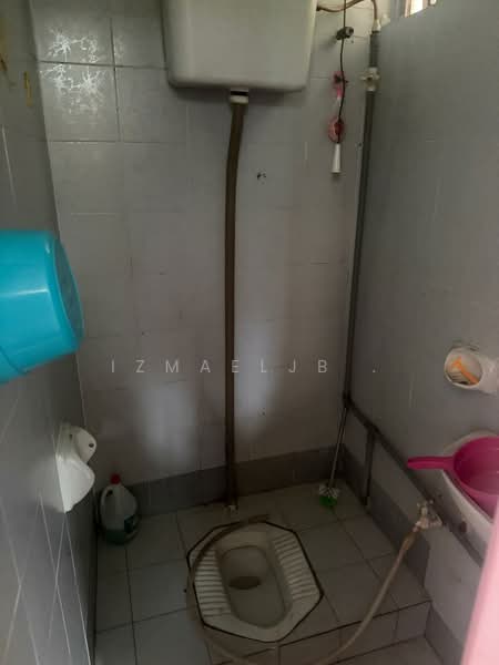 Rumah Teres 3 Tingkat untuk Dijual di Taman Tampoi Utama (Johor Bahru) - Izmaeljb . - Bathroom - PropertyGuru.com.my