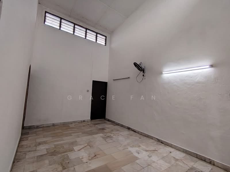 Rumah Berkembar untuk Disewa di Taman Lian Seng (Kluang) - Grace Fan - PropertyGuru.com.my