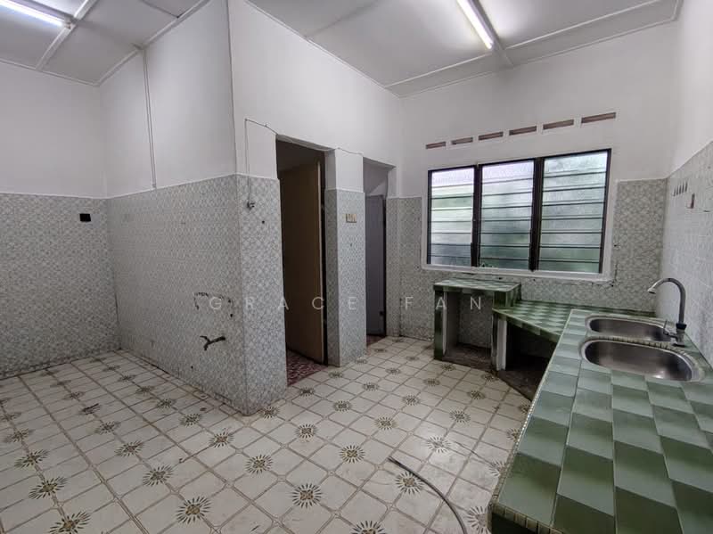Rumah Berkembar untuk Disewa di Taman Lian Seng (Kluang) - Grace Fan - PropertyGuru.com.my