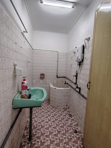 Rumah Berkembar untuk Disewa di Taman Lian Seng (Kluang) - Grace Fan - PropertyGuru.com.my