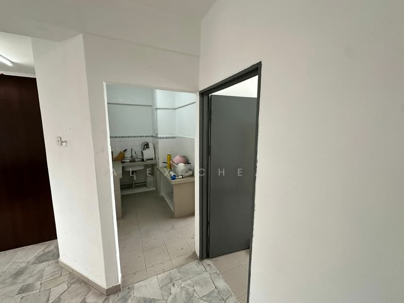 Apartment for Rent at Majestic Height - Alex Cheah - Kitchen - PropertyGuru.com.my