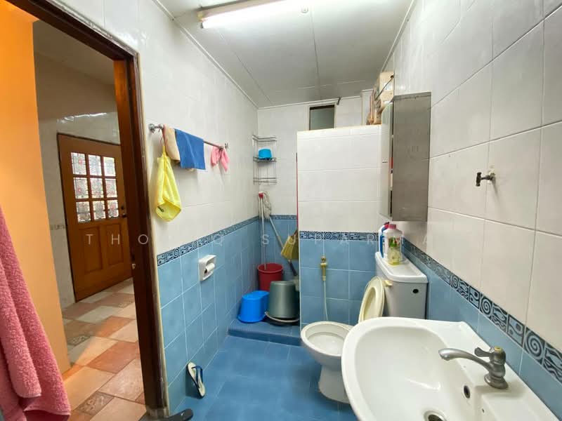 Rumah Teres 2 Tingkat untuk Dijual di Taman Bukit Maluri (Kepong) - Thoriq Suparman - Bathroom - PropertyGuru.com.my