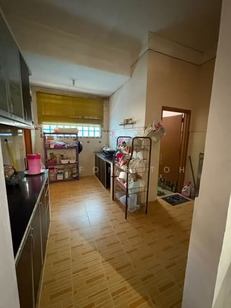 Rumah Teres 1.5 Tingkat untuk Dijual di Kangkar Pulai (Skudai) - Ee Fong Toh - Kitchen - PropertyGuru.com.my