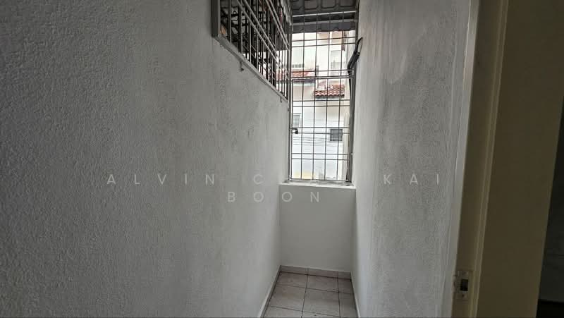 Rumah Bandar untuk Dijual di Taman Bukit Cheng (Cheng) - Alvin Chan Kai Boon - Corridor - PropertyGuru.com.my