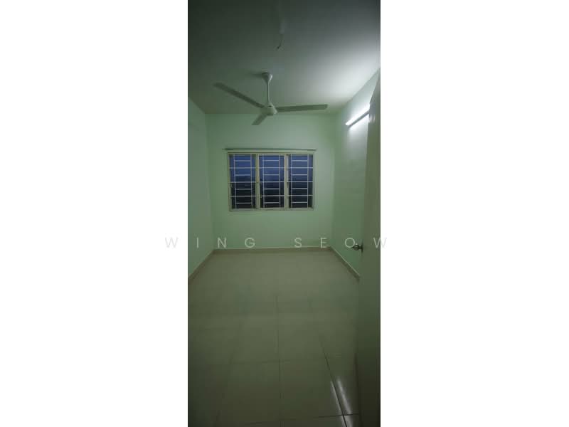 For Rent - Banjaria Court