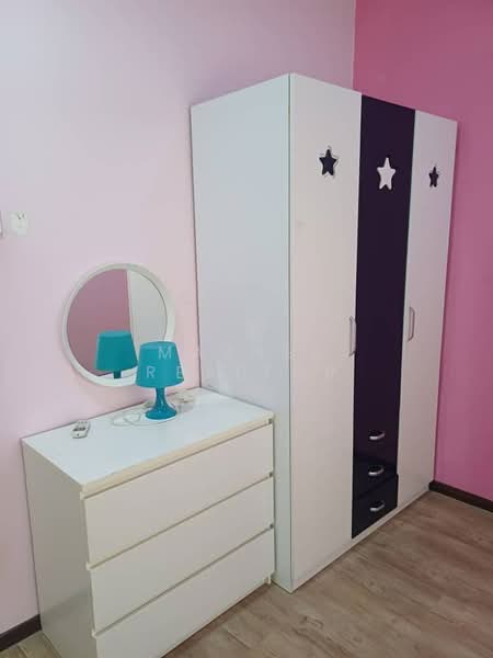 Semi-Detached House for Rent in Bandar Bukit Mahkota (Bangi) - Maznee Realtor - Bedroom - PropertyGuru.com.my