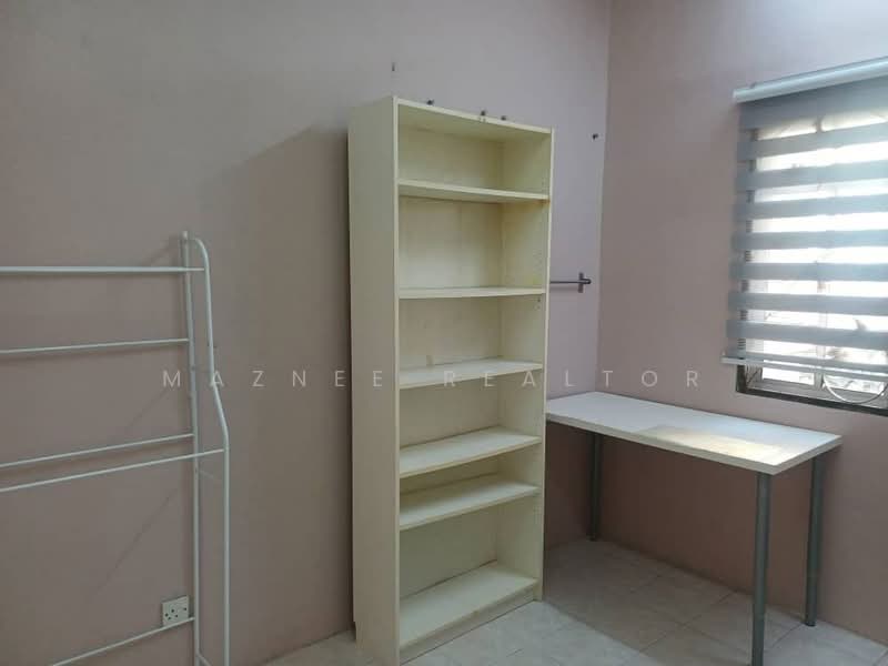 Semi-Detached House for Rent in Bandar Bukit Mahkota (Bangi) - Maznee Realtor - Study - PropertyGuru.com.my