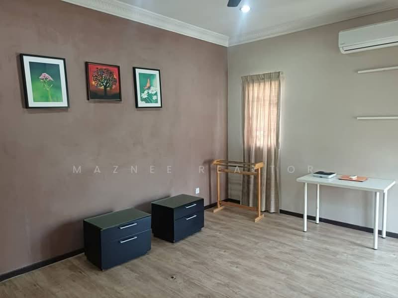 Semi-Detached House for Rent in Bandar Bukit Mahkota (Bangi) - Maznee Realtor - Interior - PropertyGuru.com.my