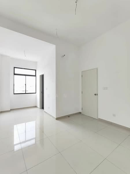 Rumah Teres 2 Tingkat untuk Dijual di Taman Desa Tebrau (Tebrau) - San . - PropertyGuru.com.my