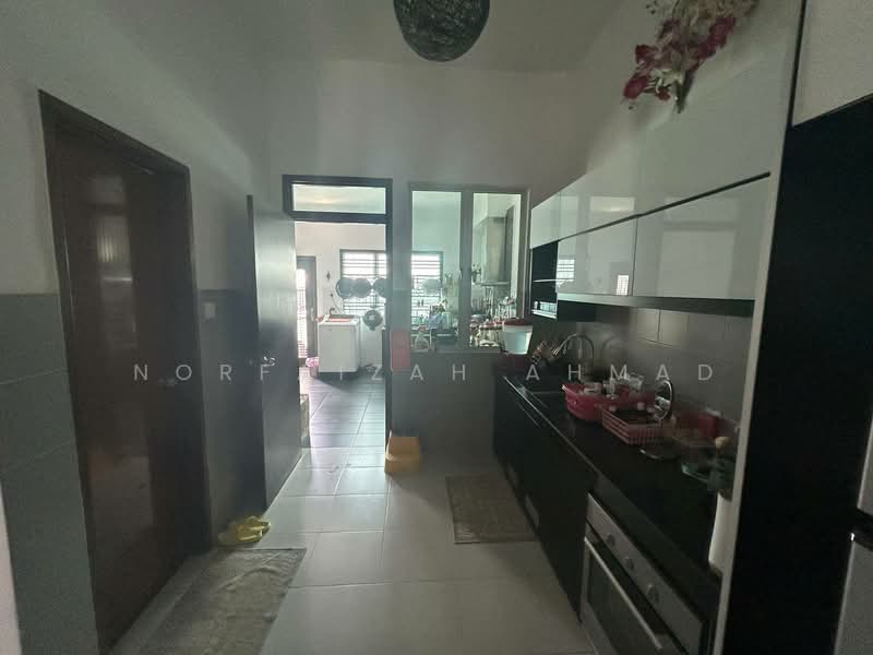 2-storey Terraced House for Sale in Kajang 2 (Kajang) - Norfaizah Ahmad - Kitchen - PropertyGuru.com.my