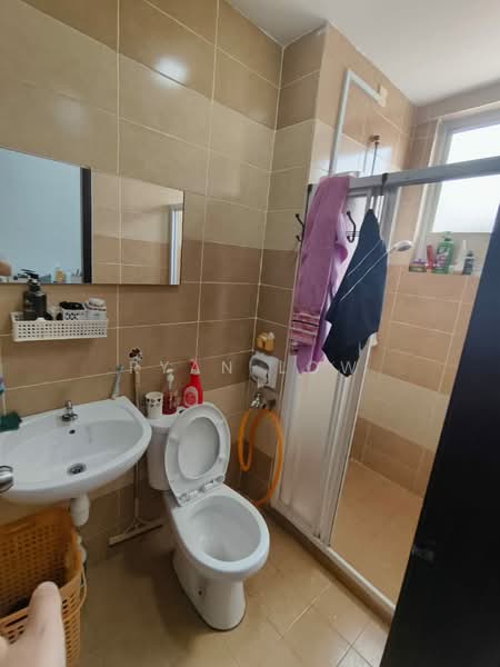 2-storey Terraced House for Sale in Bandar Sungai Long (Selangor) - Ryan Low - Bathroom - PropertyGuru.com.my
