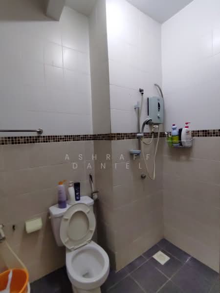 2-storey Terraced House for Sale in Bandar Nusaputra (Puchong) - Ashraff Daniel - Bathroom - PropertyGuru.com.my
