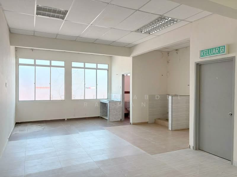 Shop / Office for Rent in Pekan (Pahang) - Norlela Abdul Rahman - Interior - PropertyGuru.com.my