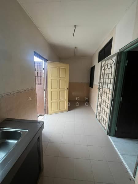 1-storey Terraced House for Sale in Taman Saujana Indah (Bukit Katil) - Alvin Chan Kai Boon - Corridor - PropertyGuru.com.my