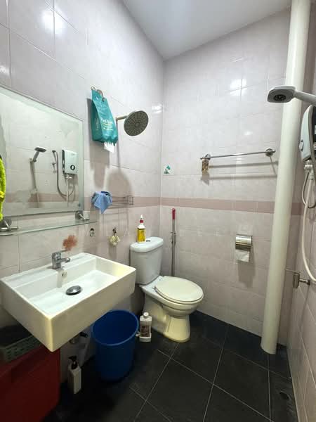 1-storey Terraced House for Sale in Iskandar Puteri (Nusajaya) (Johor) - Alan Lee - Bathroom - PropertyGuru.com.my