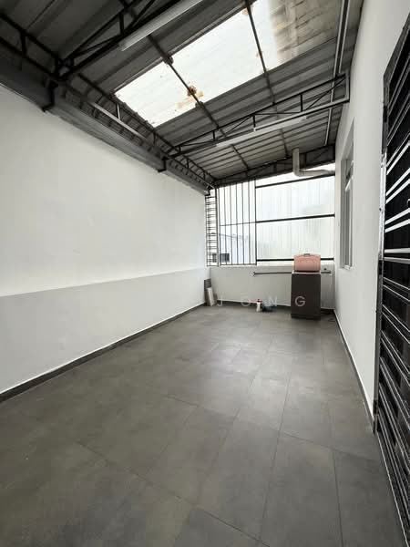 For Rent - Taman Daya