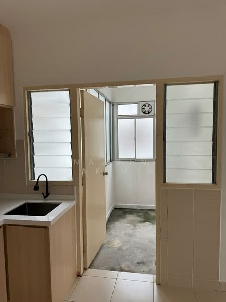 Apartment for Sale at De Bayu - Nazrin Hakimin - PropertyGuru.com.my